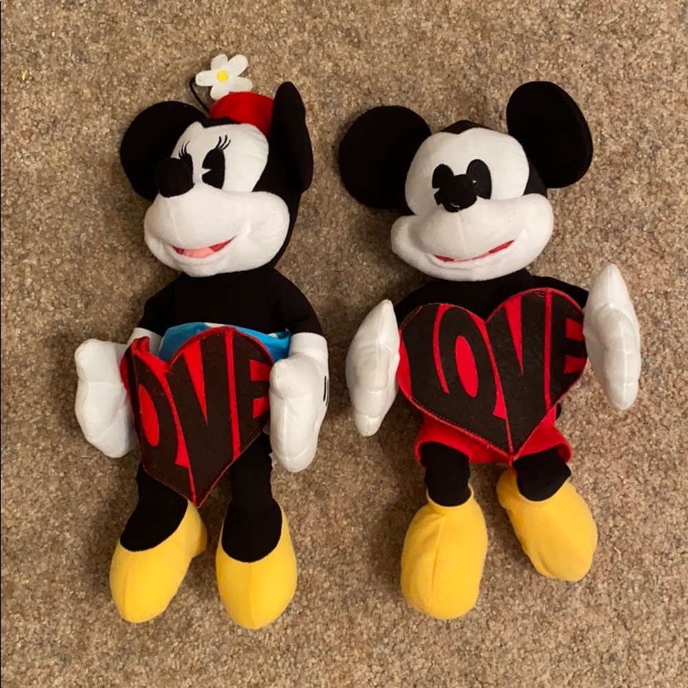 Matching Mickey & Minnie